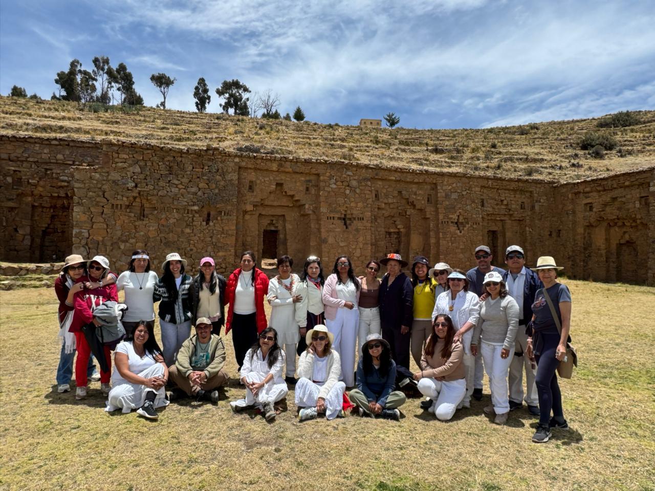 ENCUENTRO DE UNIDAD MUNDIAL - BOLIVIA 2025 (Isla del Sol / Isla de la Luna)
